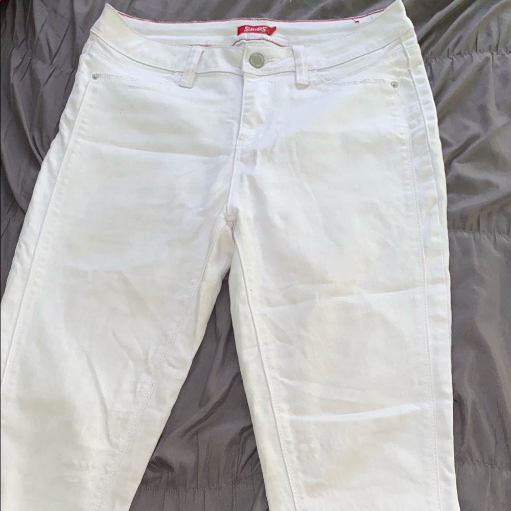 White pants!